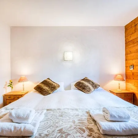 Clos 2b - 2 Bedroom Apartment *